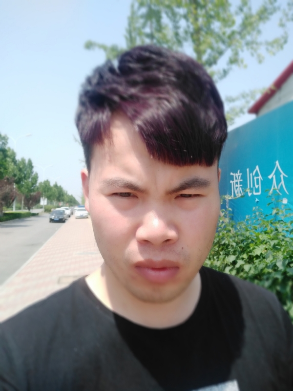 迷迭无情的第一张照片--烟台相亲服务中心