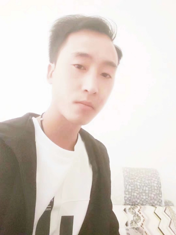 萧艺的第一张照片--烟台相亲服务中心