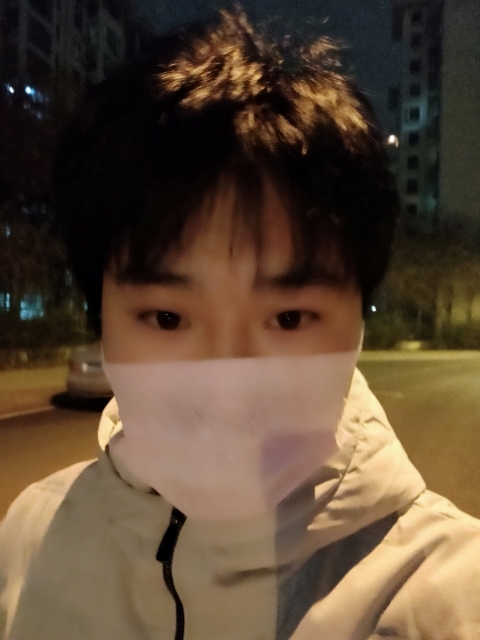 偏丶执的第一张照片--烟台相亲服务中心