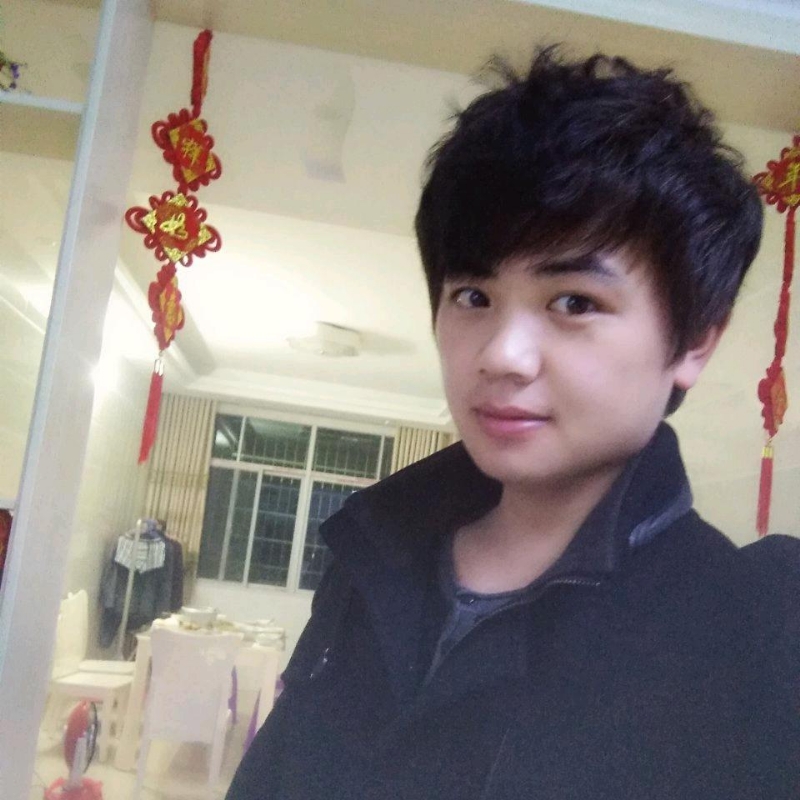 凤凰机器人卡卡老师的第一张照片--烟台相亲服务中心