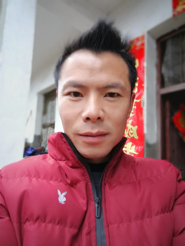 一起好好过日子的第一张照片--烟台相亲服务中心