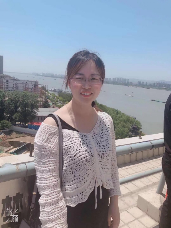 随缘的第一张照片--烟台相亲服务中心