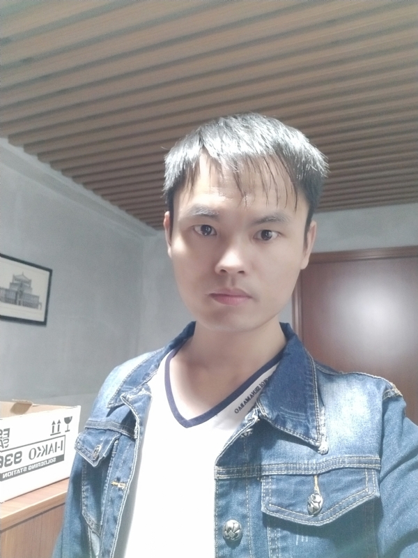 阿信的第一张照片--烟台相亲服务中心