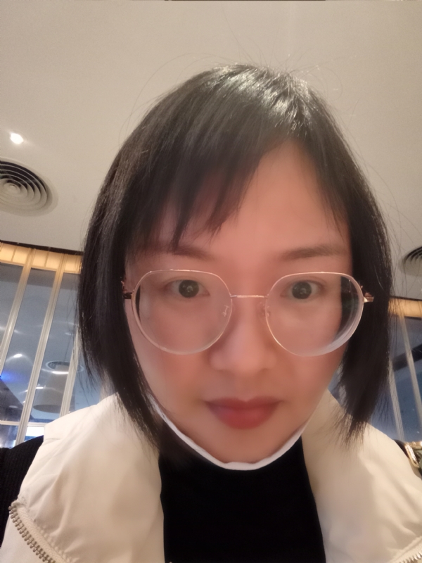 Betty的第一张照片--烟台相亲服务中心