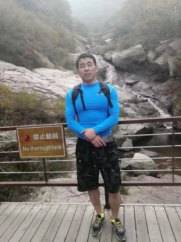 四季阳光的第一张照片--烟台相亲服务中心