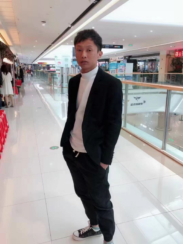 杰的第一张照片--烟台相亲服务中心