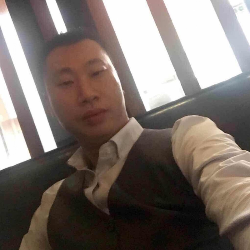 陈威的第一张照片--烟台相亲服务中心