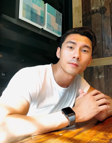 清秋的第二张照片--烟台相亲服务中心