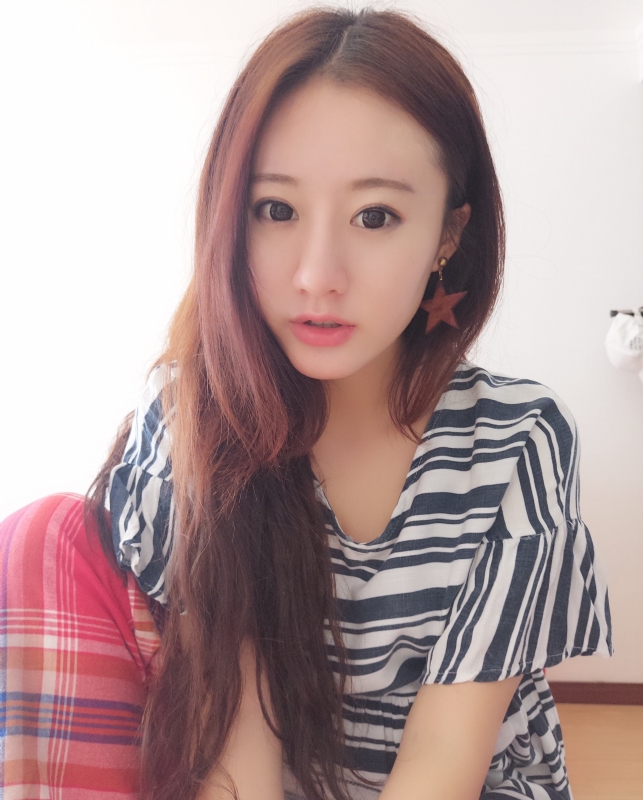 妮妮的第二张照片--烟台相亲服务中心