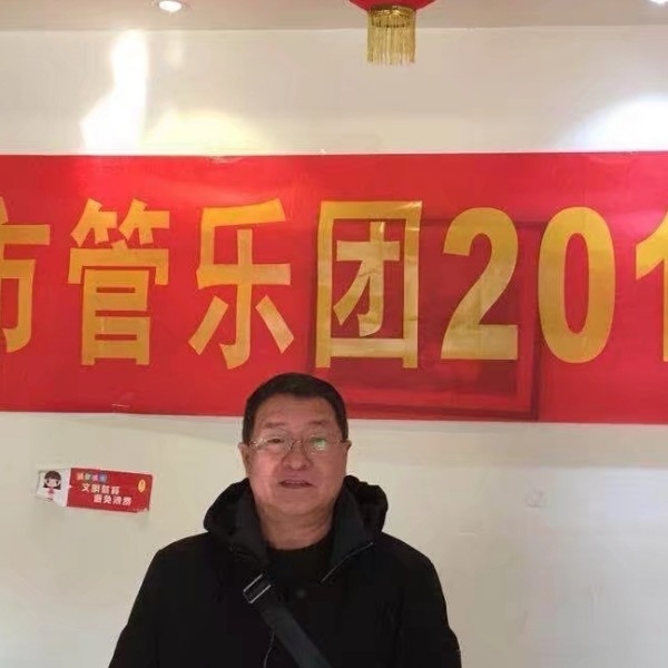 大地神鹰的第一张照片--烟台相亲服务中心