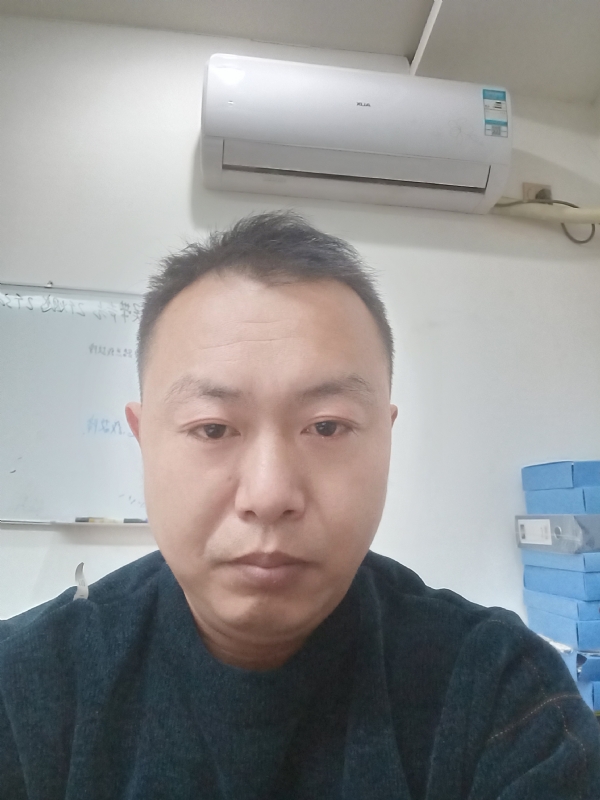 寻找另一半的第一张照片--烟台相亲服务中心