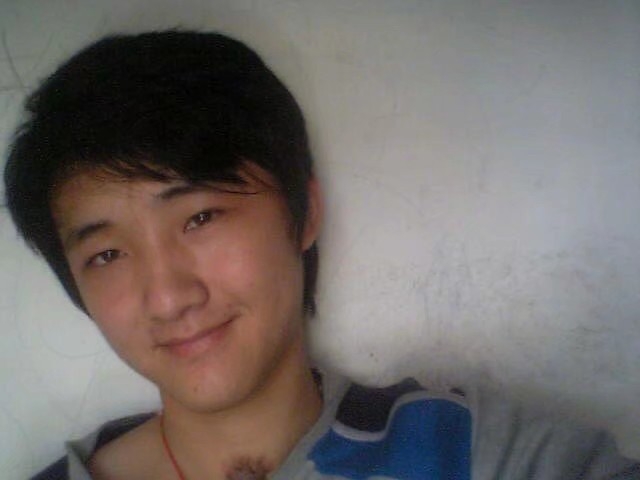 孙伟伟的第三张照片--烟台相亲服务中心