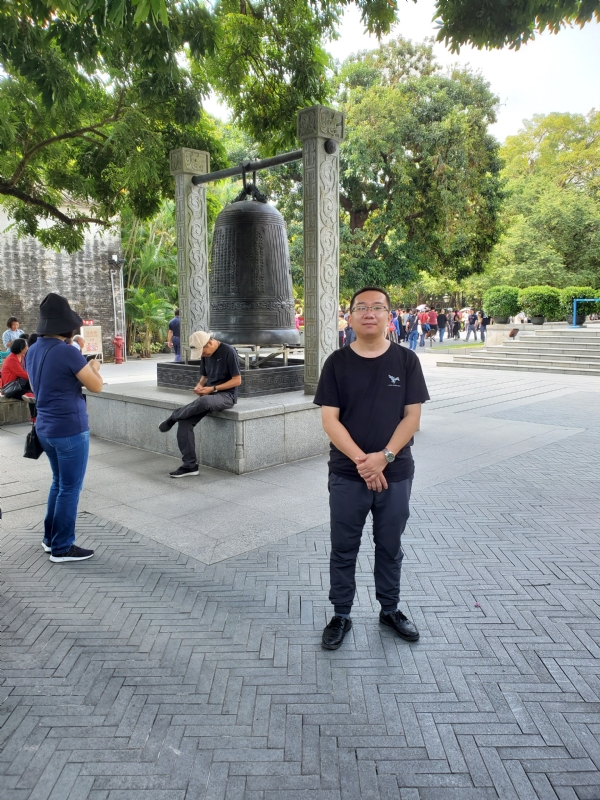 杨昊的第一张照片--烟台相亲服务中心