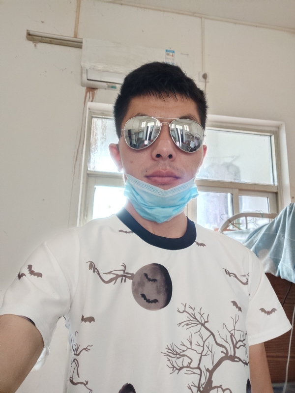 馨荣的第二张照片--烟台相亲服务中心