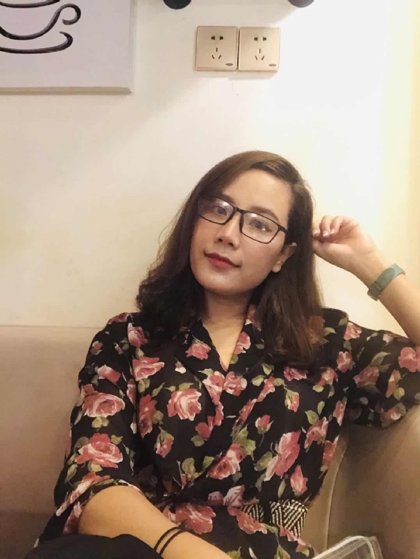 蝴蝶与蓝的第一张照片--烟台相亲服务中心