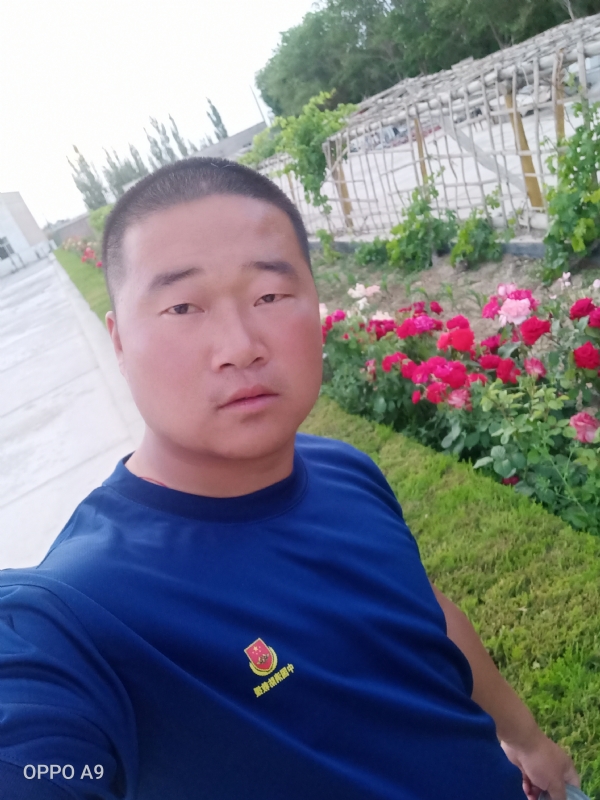 奋斗中的青春最美丽的第一张照片--烟台相亲服务中心