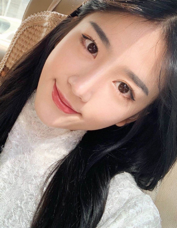 一笑而过的第二张照片--烟台相亲服务中心