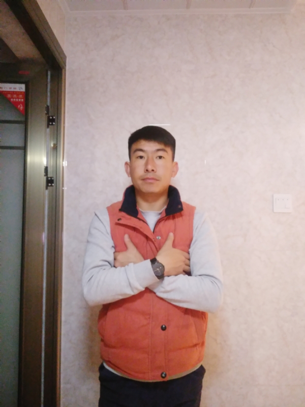 石林小伙的第一张照片--烟台相亲服务中心