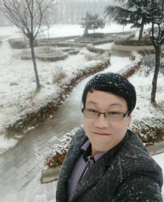 一吻天荒的第三张照片--烟台相亲服务中心