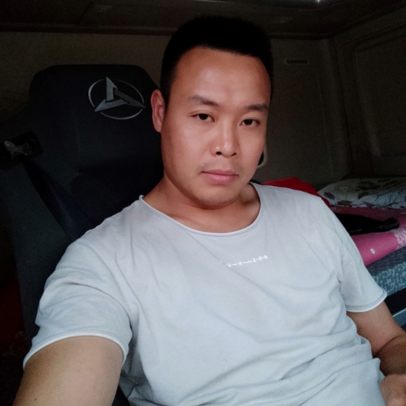 默默的第一张照片--烟台相亲服务中心