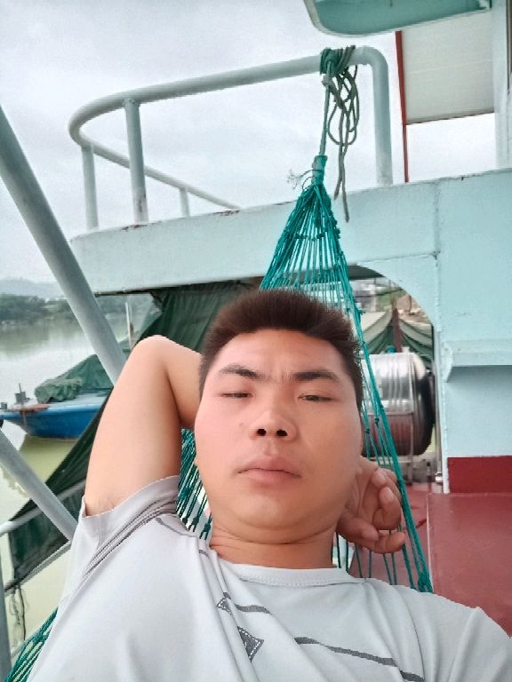 小哥哥的第一张照片--烟台相亲服务中心