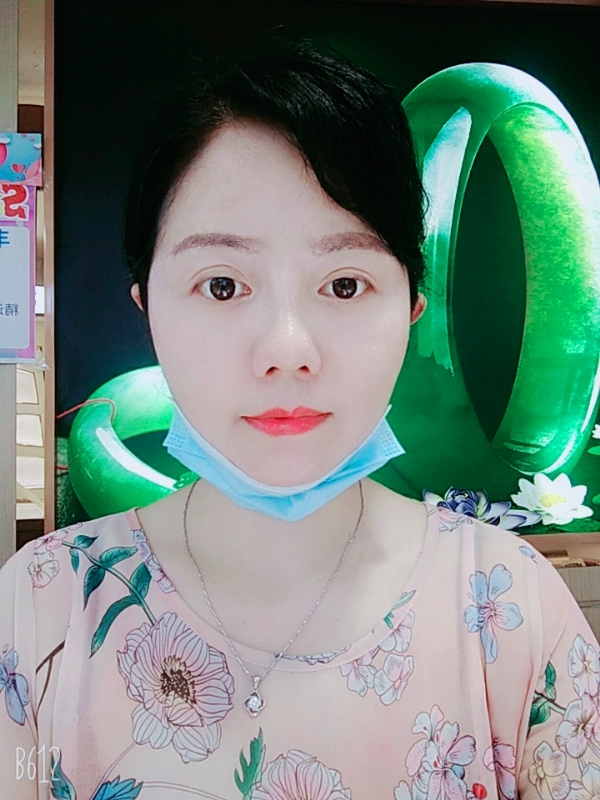 舞月飘雪的第二张照片--烟台相亲服务中心