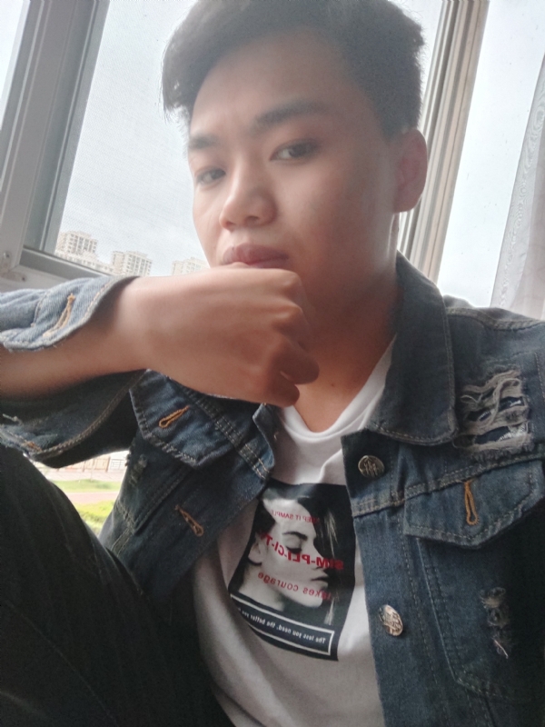 鬼卿的第四张照片--烟台相亲服务中心