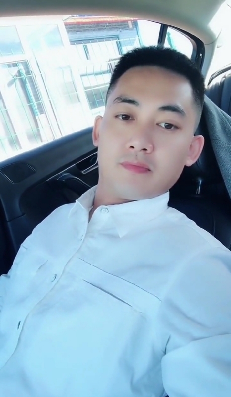 已过年少的第一张照片--烟台相亲服务中心