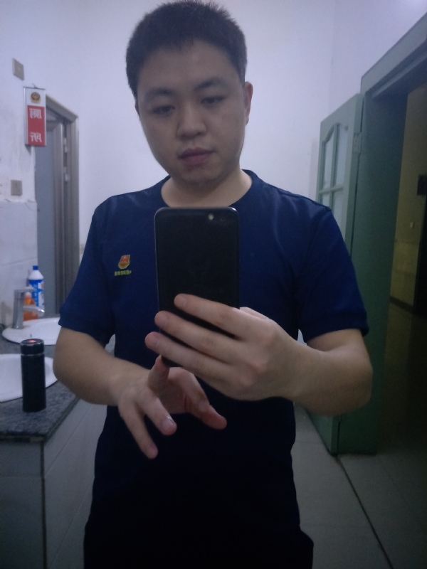 訫尘的第一张照片--烟台相亲服务中心