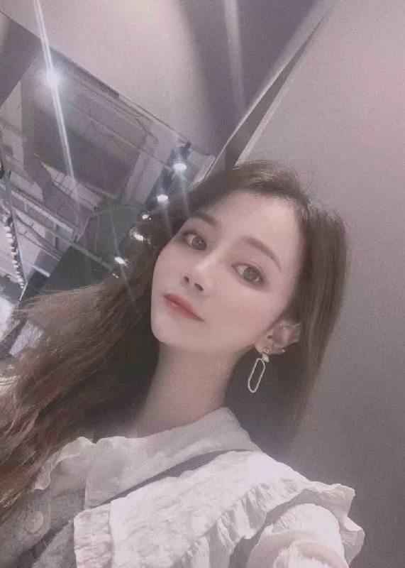 蓉蓉呀的第一张照片--烟台相亲服务中心