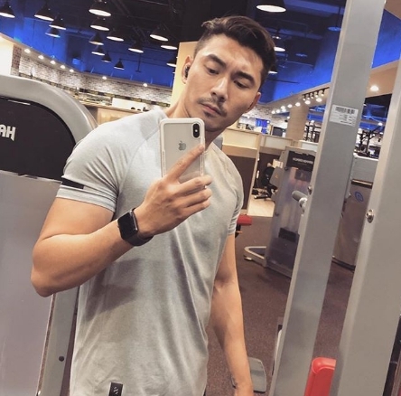 Larryyy的第一张照片--烟台相亲服务中心