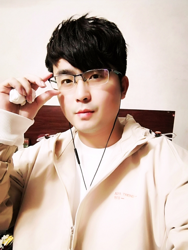 哎呦哥哥的第一张照片--烟台相亲服务中心