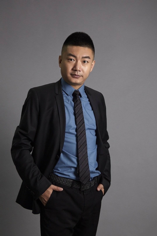 Clark的第一张照片--烟台相亲服务中心