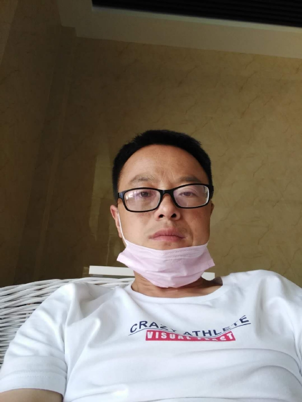 小马奔腾的第一张照片--烟台相亲服务中心