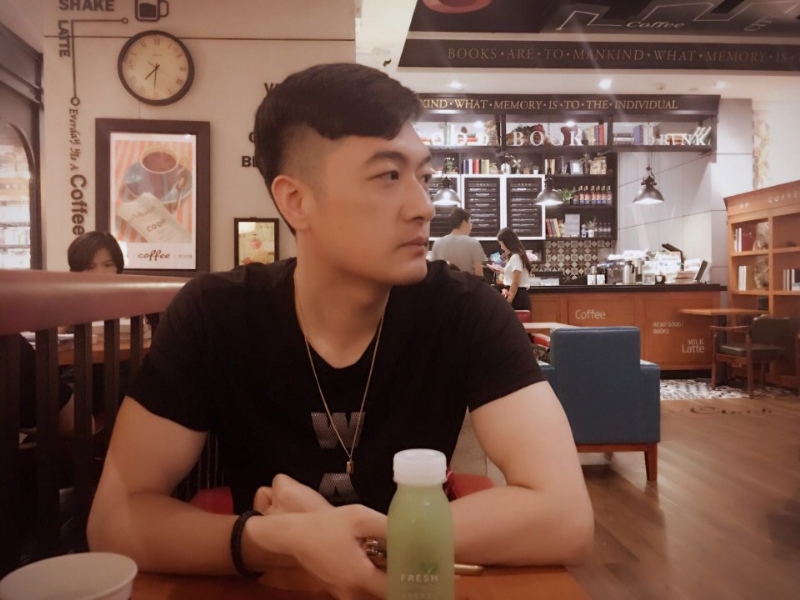 猩猩的第二张照片--烟台相亲服务中心