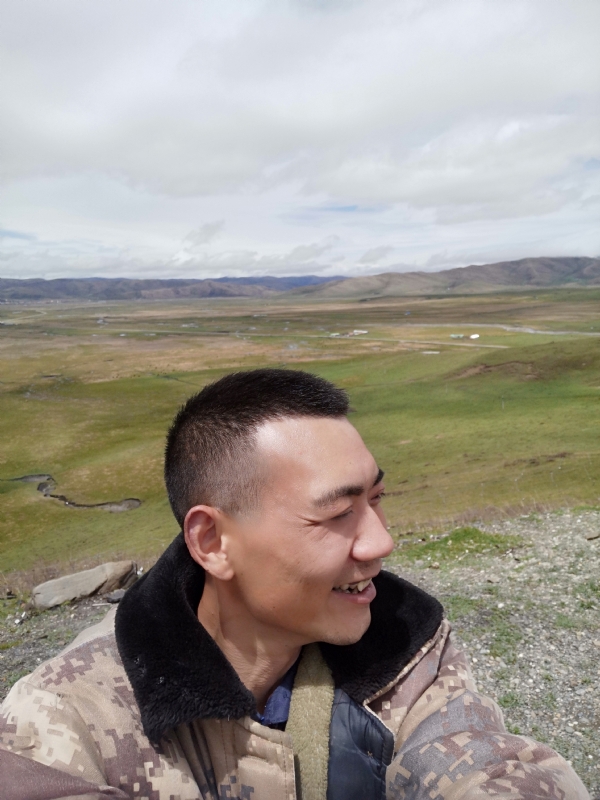 小强的第一张照片--烟台相亲服务中心