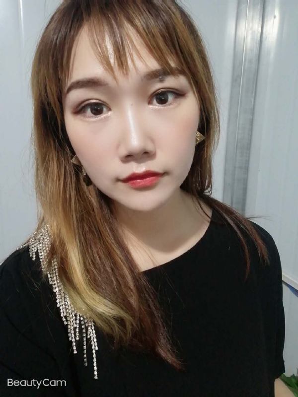 艾薇的第三张照片--烟台相亲服务中心