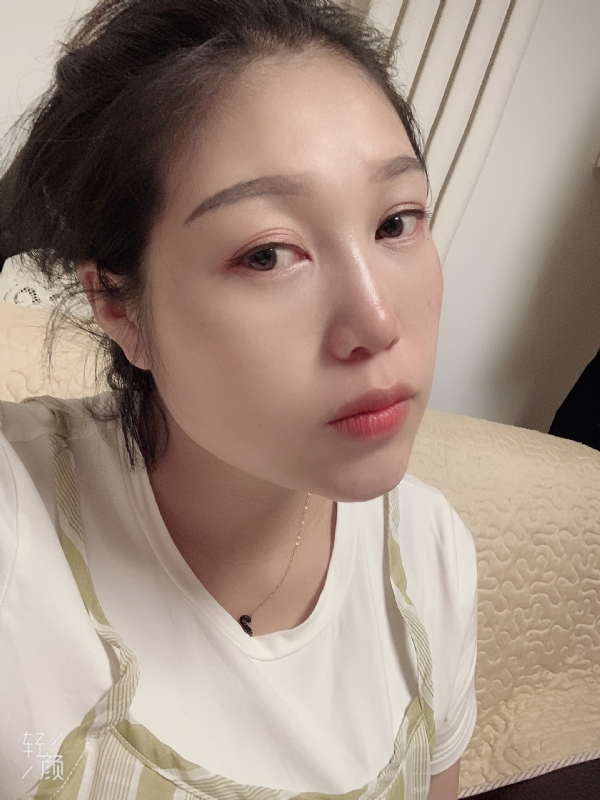 寻找爱情的第二张照片--烟台相亲服务中心