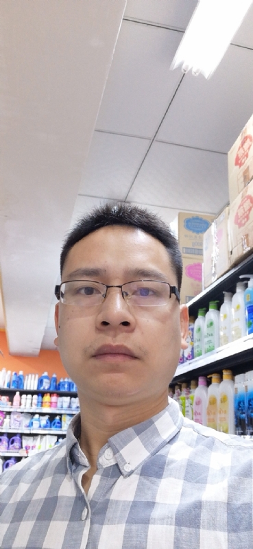 阿华的第一张照片--烟台相亲服务中心