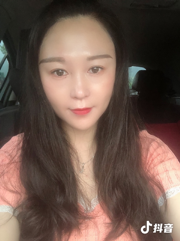 云云的第一张照片--烟台相亲服务中心