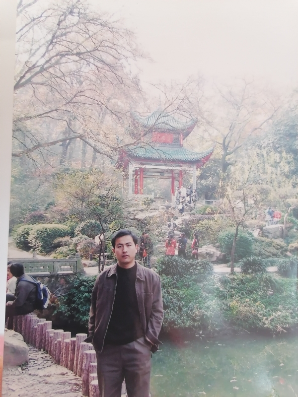 沧海一粟的第二张照片--烟台相亲服务中心