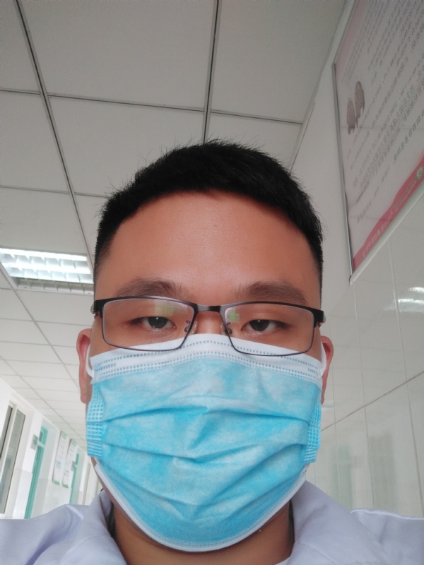 风轻云淡的第一张照片--烟台相亲服务中心