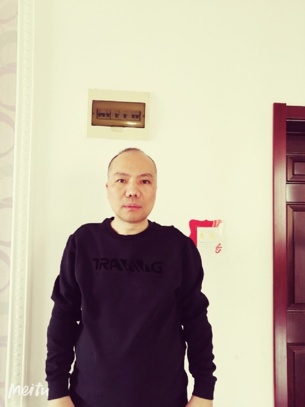 酒香四溢的第三张照片--烟台相亲服务中心