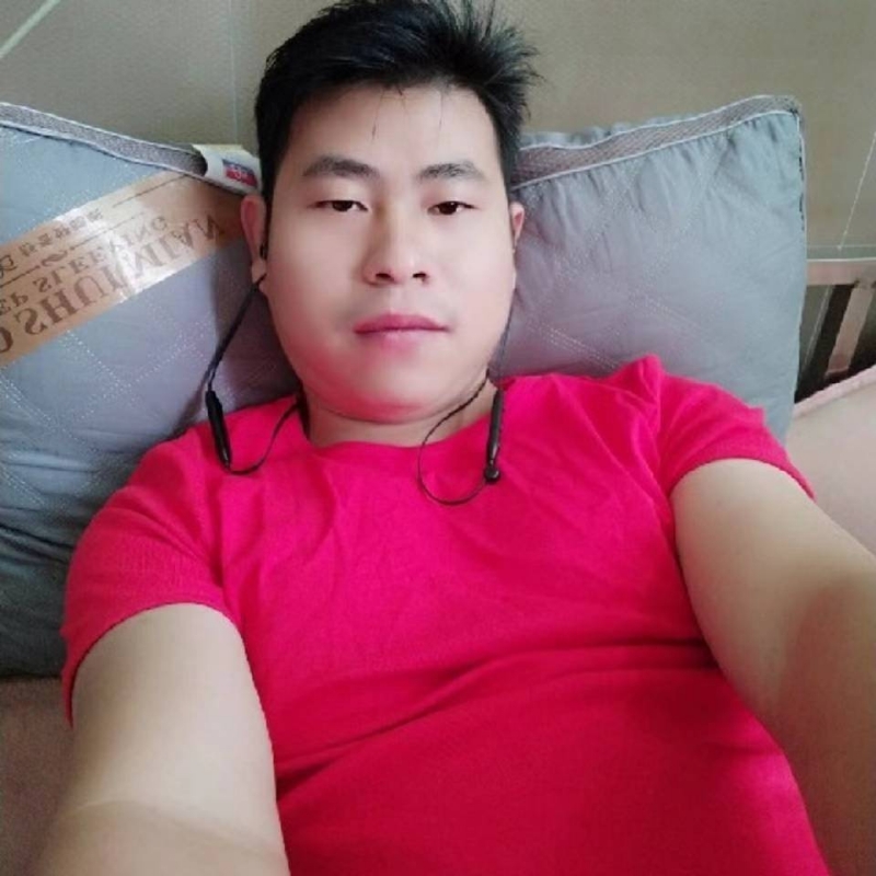 李强的第一张照片--烟台相亲服务中心
