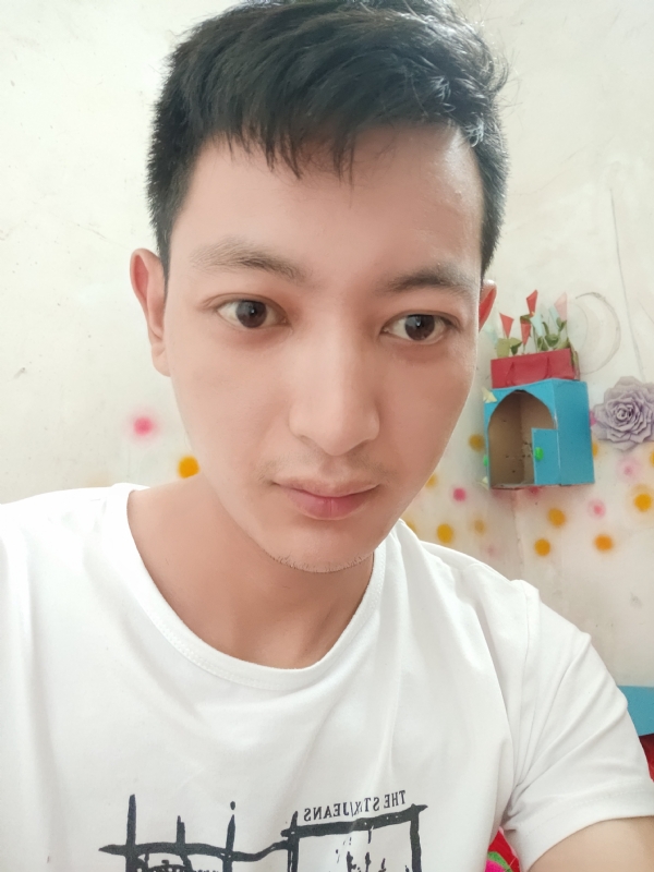 笑对人生的第一张照片--烟台相亲服务中心