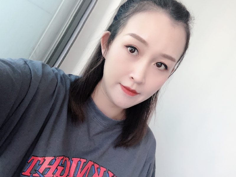 Amy的第一张照片--烟台相亲服务中心