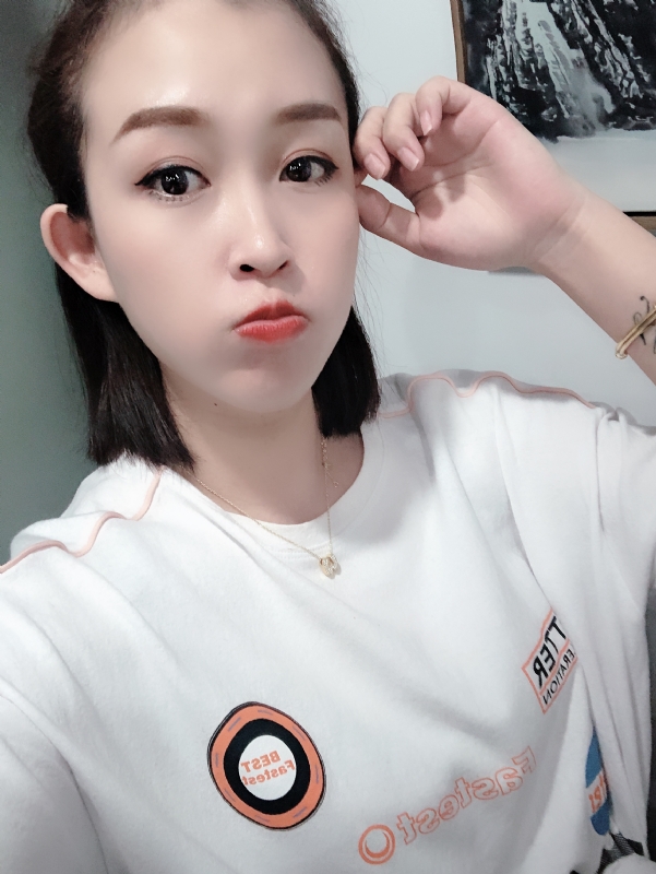 Amy的第三张照片--烟台相亲服务中心