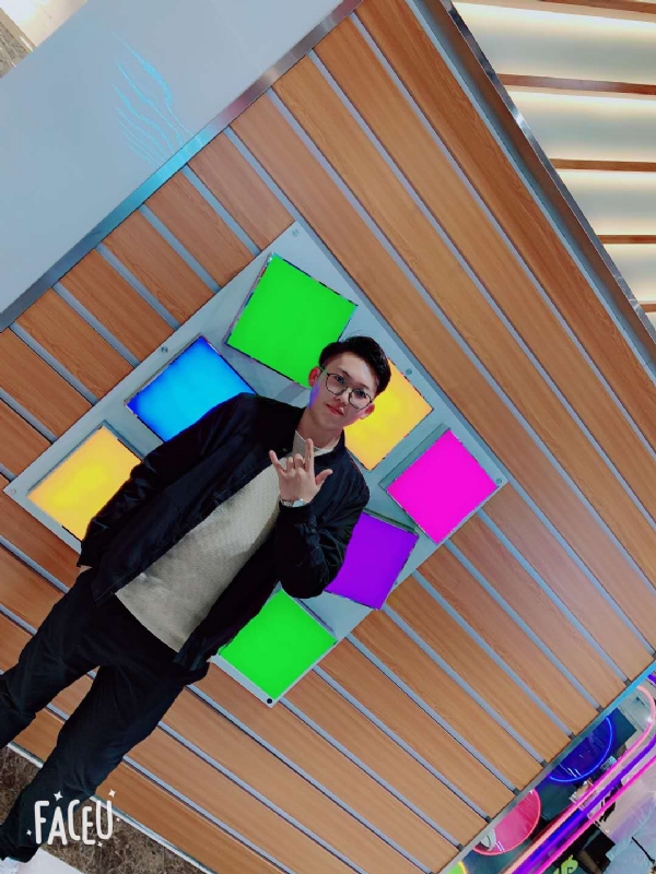 陪伴是最长情的告白的第一张照片--烟台相亲服务中心