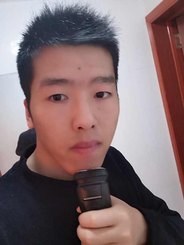 军哥的第一张照片--烟台相亲服务中心