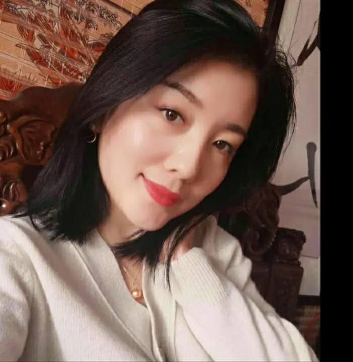 陈旧的第一张照片--烟台相亲服务中心